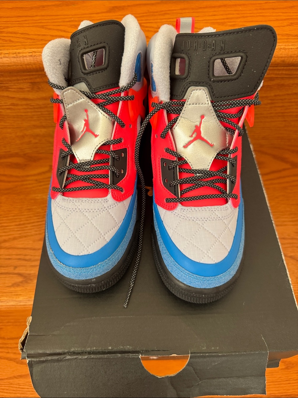 Jordan Kids Mid-Top Sneakers in Red, Blue and Gray unisex